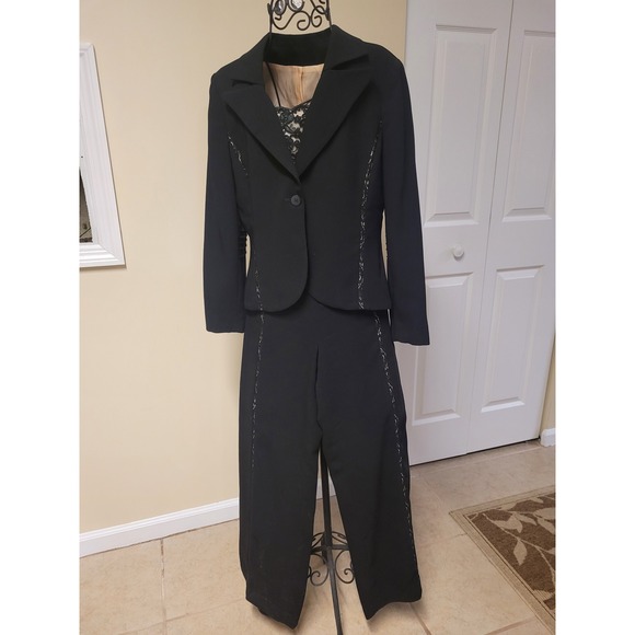 Drama Jackets & Blazers - DRAMA Black Lace Trim Blazer 2 piece Suit Women Sz 6‎ Elegant Evening Occasion